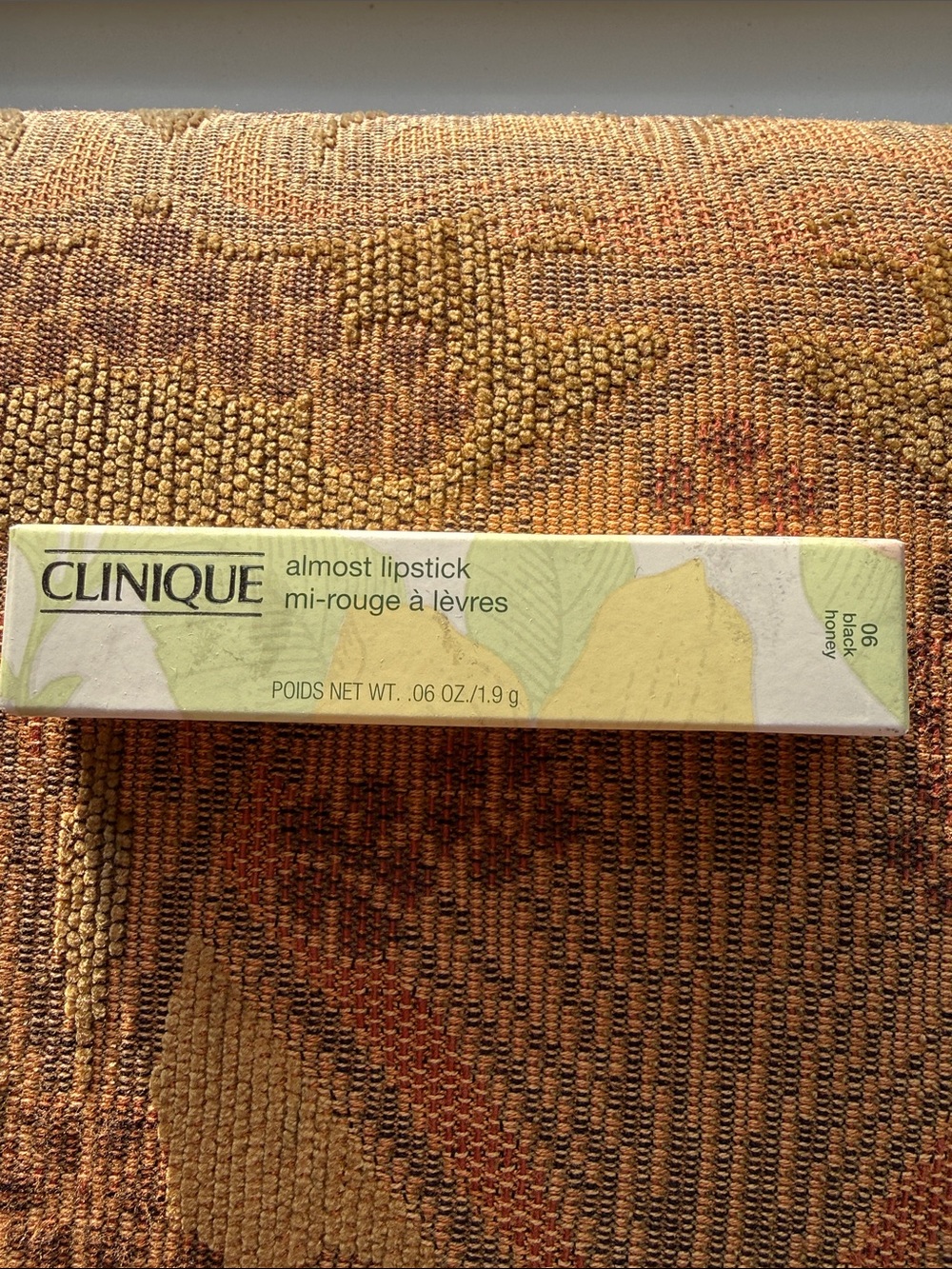 Clinique Almost Lipstick in Black Honey - Green & Yellow Box